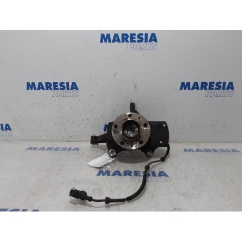 Opel - Vivaro - Knuckle, front left