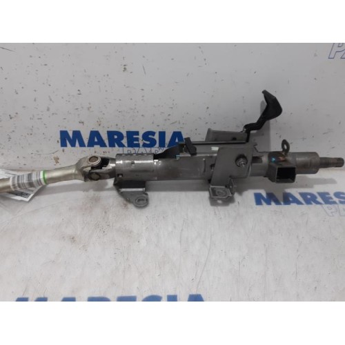 Opel - Vivaro - Steering column housing