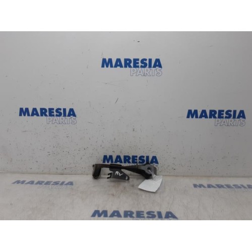 Opel - Vivaro - Front anti-roll bar