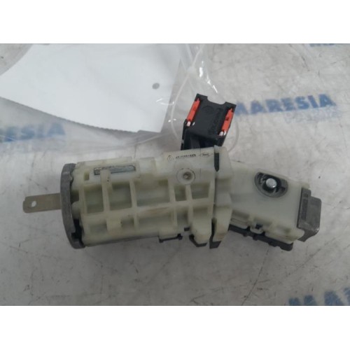 Opel - Vivaro - Ignition lock + key