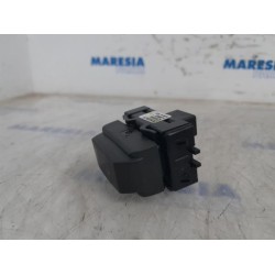 Opel - Vivaro - Rear window heating switch