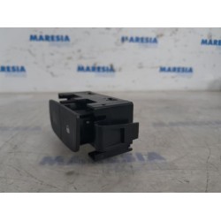 Opel - Vivaro - Panic lighting switch
