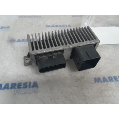 Opel - Vivaro - Glow plug relay