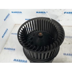 Opel - Vivaro - Heating and ventilation fan motor