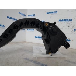 Opel - Vivaro - Gaspedaalpositie Sensor
