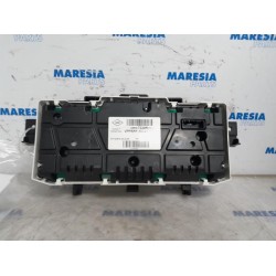 Opel - Vivaro - Instrument panel