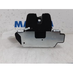 Peugeot - 3008 - Tailgate lock mechanism