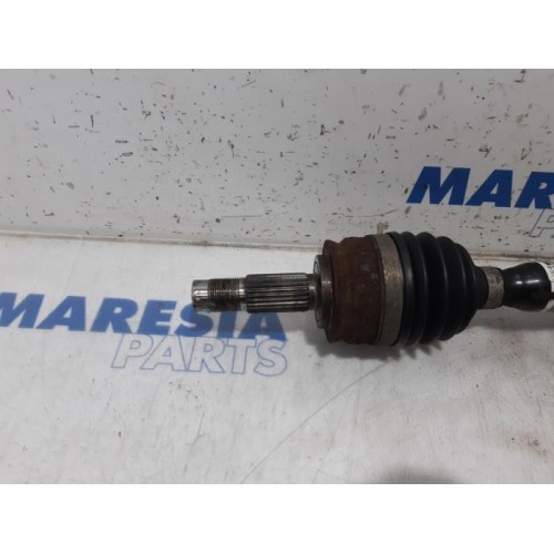 Fiat - Panda - Aandrijfas links-voor
