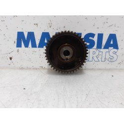 Renault - Clio - Camshaft sprocket