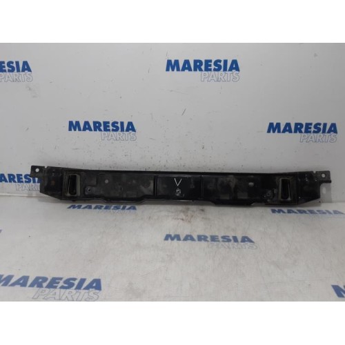 Citroen - C4 Picasso - Radiator bar