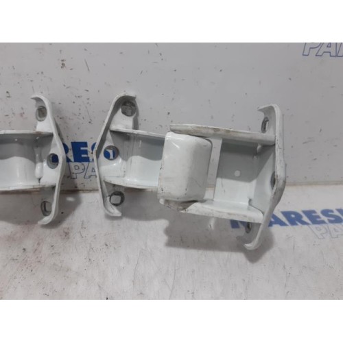 Opel - Vivaro - Set of hinges