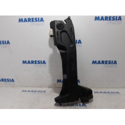 Citroen - C4 Picasso - Front windscreen washer reservoir