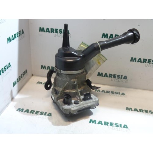 Peugeot - 308 - Power steering pump