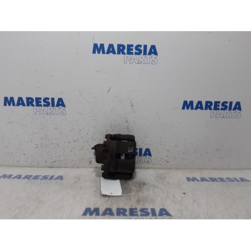 Renault - Twingo - Front brake calliper, left