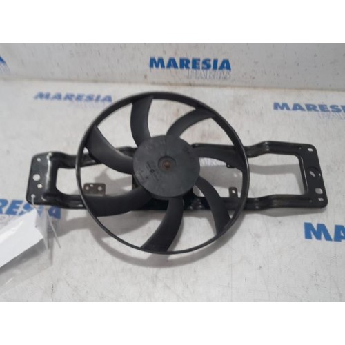 Renault - Twingo - Fan motor