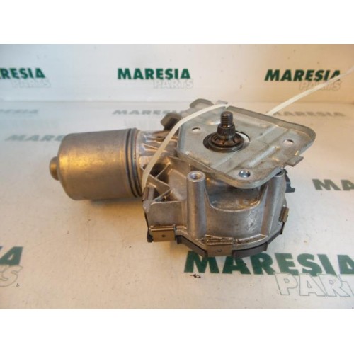 Peugeot - 308 - Front wiper motor