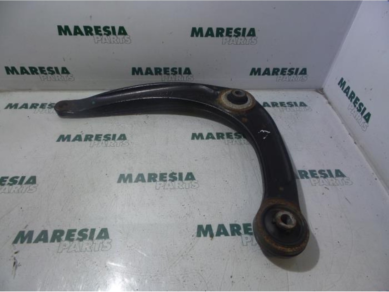 Peugeot - 308 - Front lower wishbone, left