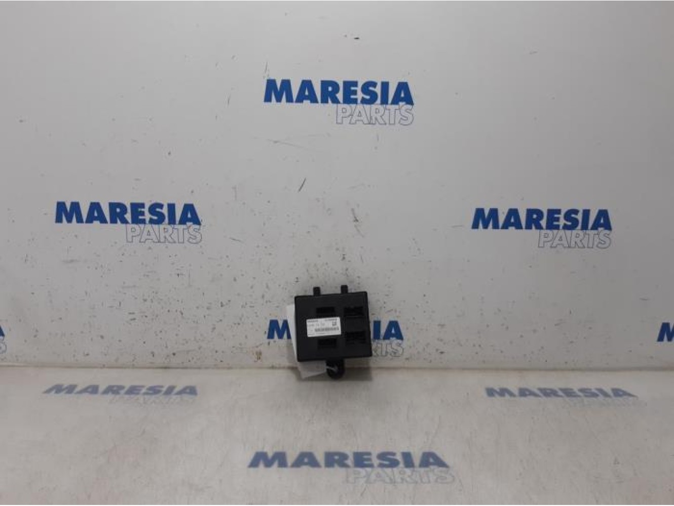 Renault - Clio - Central door locking module