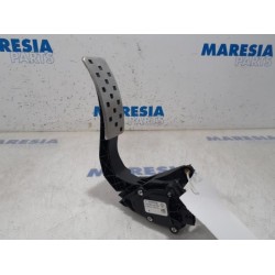 Renault - Clio - Throttle pedal position sensor