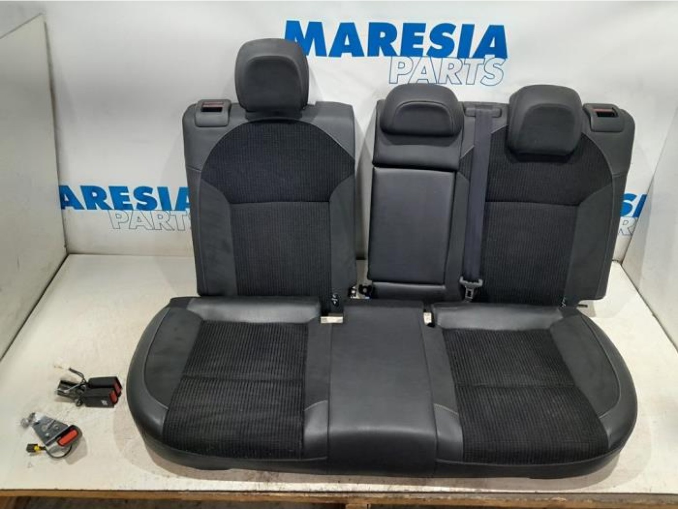 Citroen - C4 - Banquette arrière