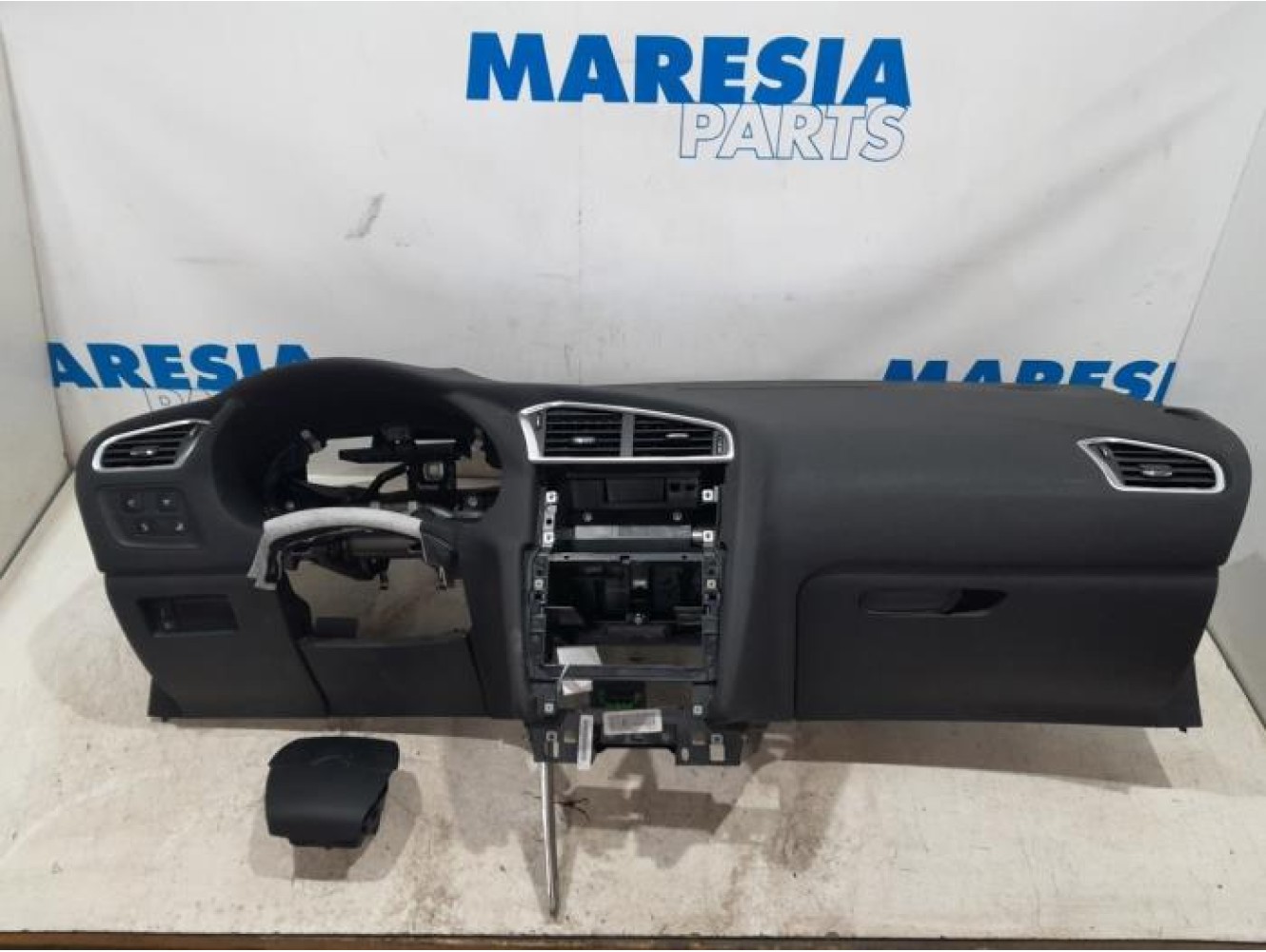 Citroen - C4 - Airbag set + dashboard
