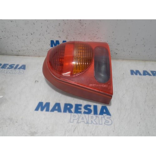 Renault - Twingo - Taillight, right