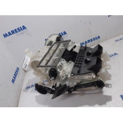 Citroen - C4 - Heater housing