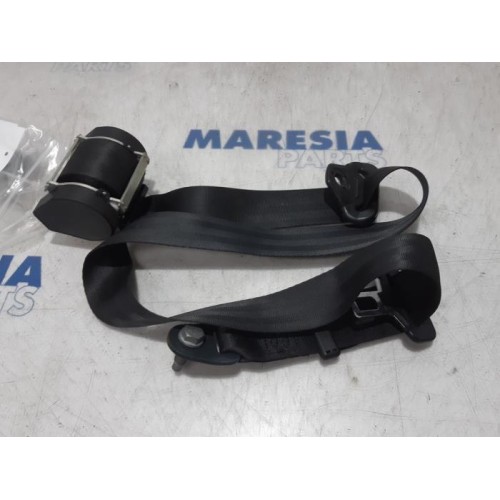 Peugeot - 308 - Rear seatbelt, right