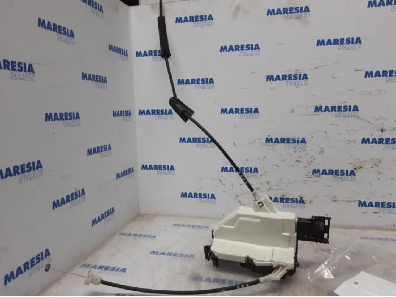 Peugeot - 308 - Front door lock mechanism 4-door, right