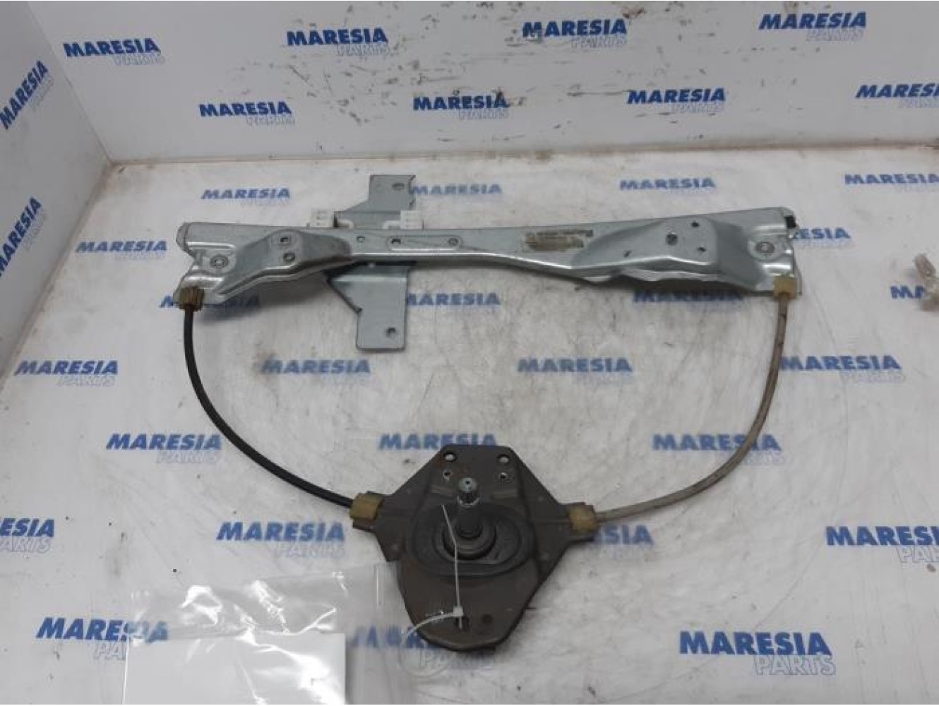 Peugeot - 308 - Fenstermechanik 4-türig links hinten