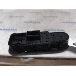 Peugeot - 308 - Multi-functional window switch