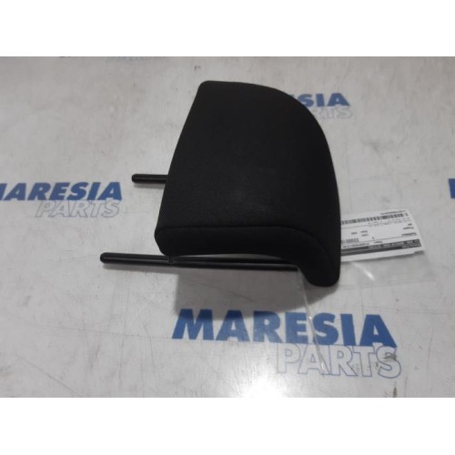 Peugeot - 308 - Headrest
