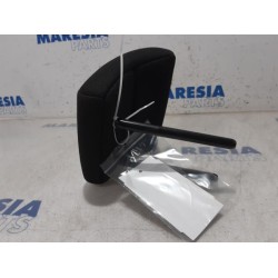 Peugeot - 308 - Headrest