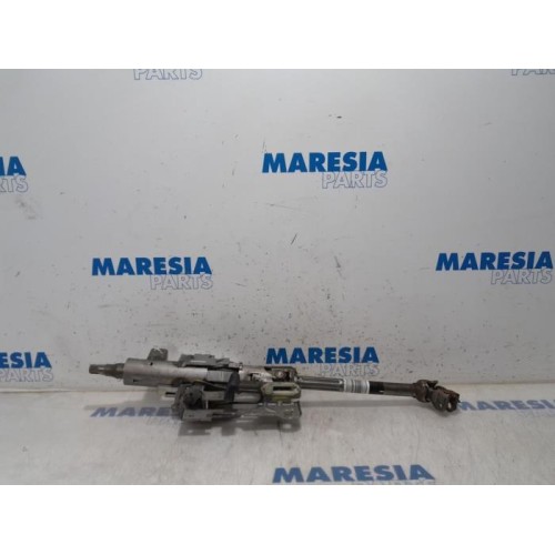 Peugeot - 308 - Steering column housing