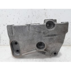Renault - Clio - Engine mount