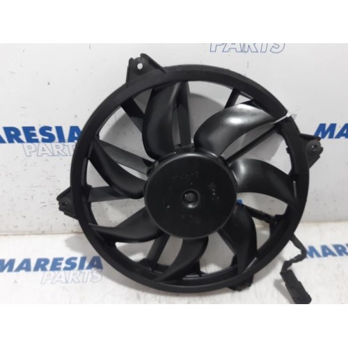 Citroen - C4 - Fan motor