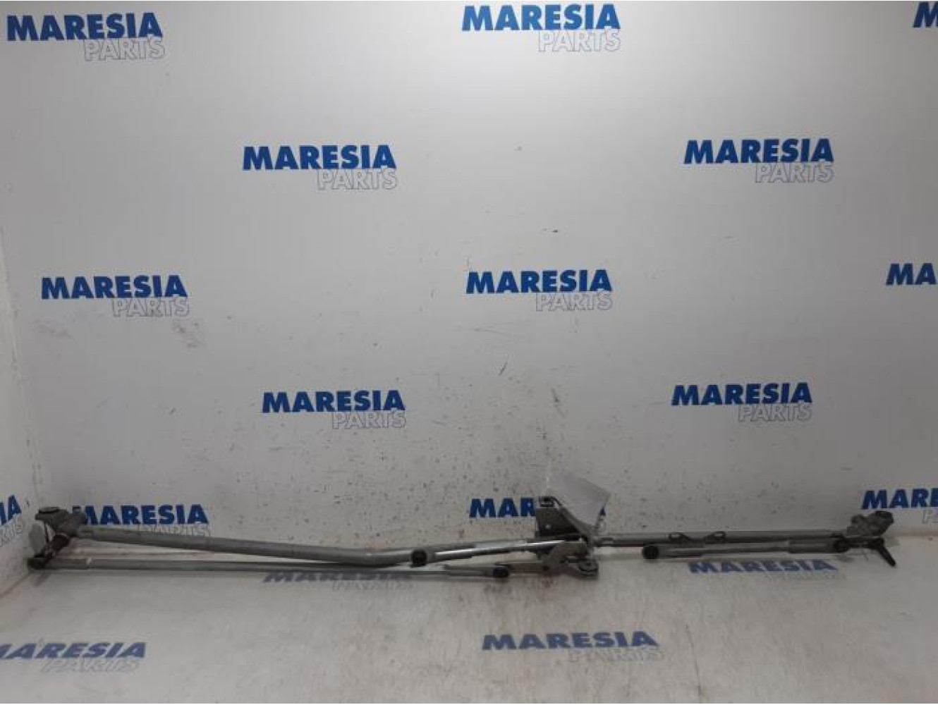 Citroen - C4 - Wiper mechanism