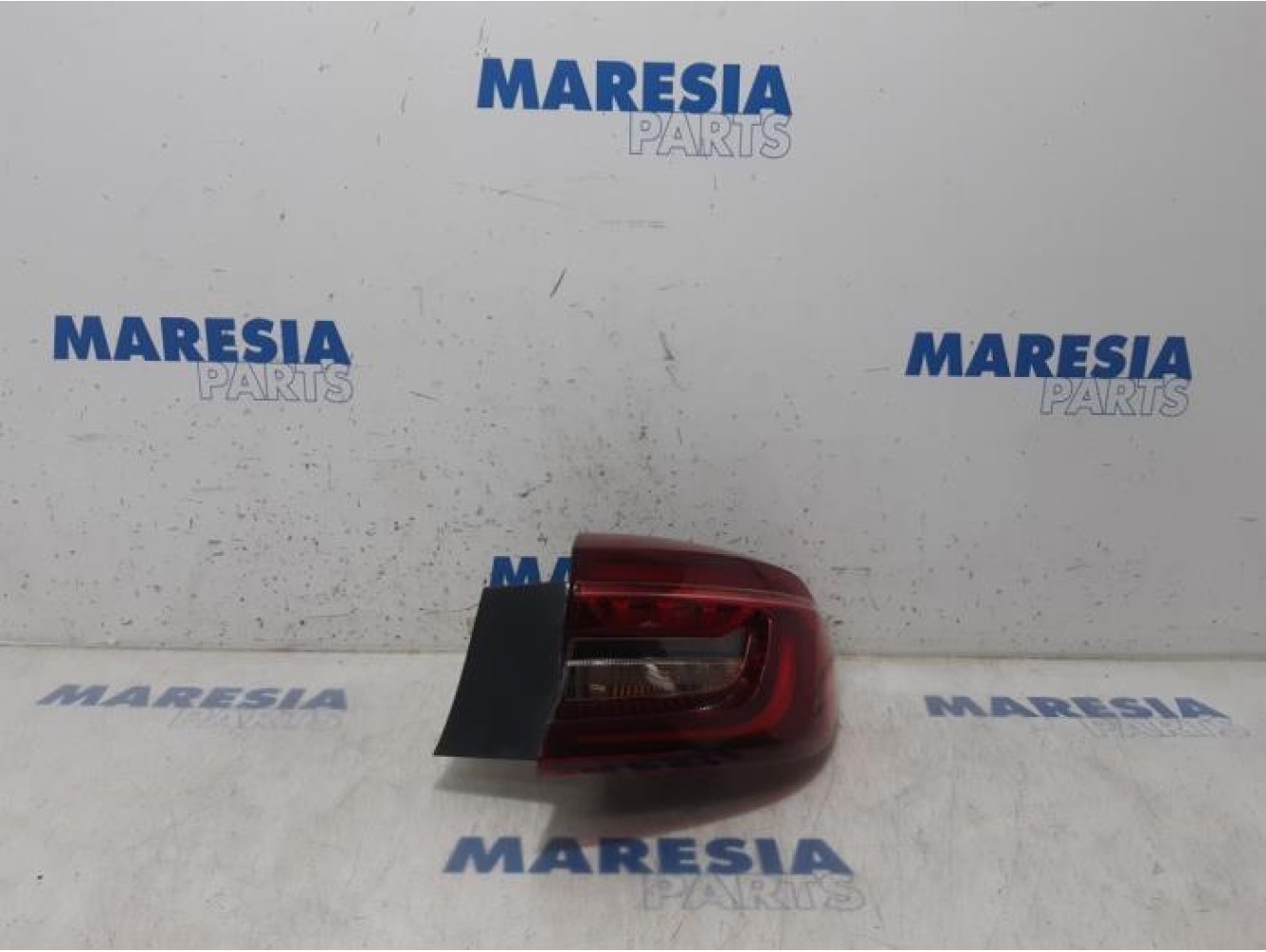Renault - Clio - Taillight, right