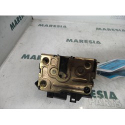 Renault - Megane Scenic - Front door lock mechanism 4-door, right