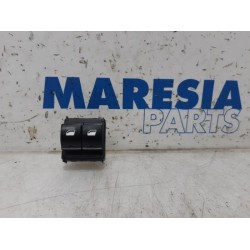 Citroen - C4 Cactus - Multi-functional window switch