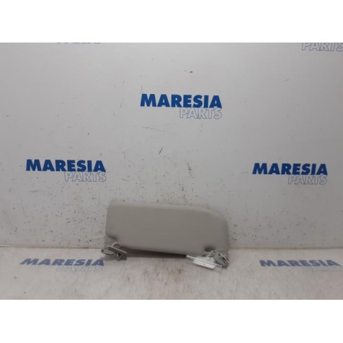 Citroen - C4 Cactus - Sun visor