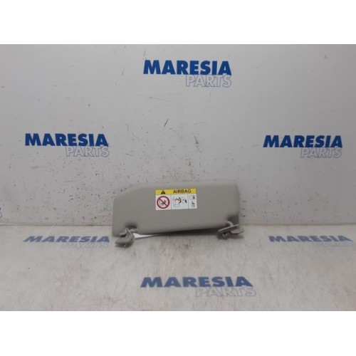 Citroen - C4 Cactus - Sun visor