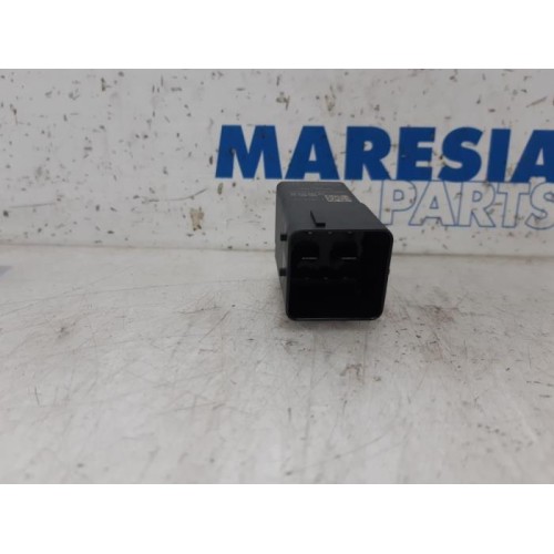 Citroen - C4 Cactus - Glow plug relay