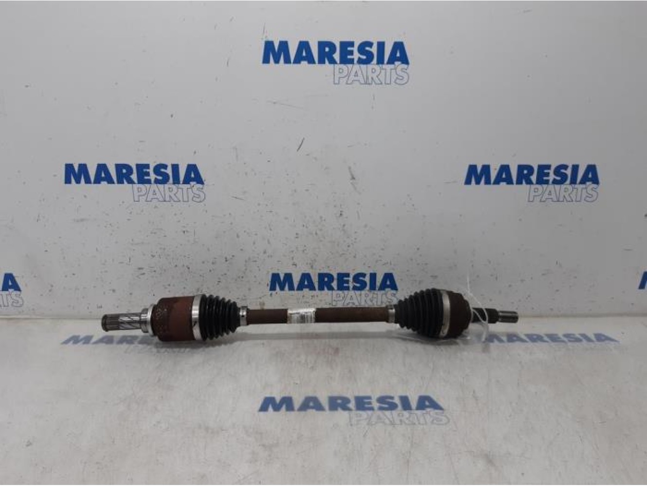 Renault - Clio - Front drive shaft, left