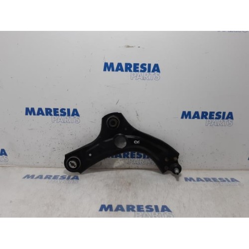 Renault - Clio - Front lower wishbone, right