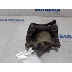 Renault - Clio - Front brake calliper, right