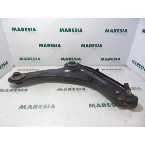 Renault - Laguna - Front lower wishbone, right