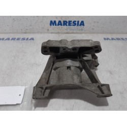 Citroen - C4 Picasso - Engine mount