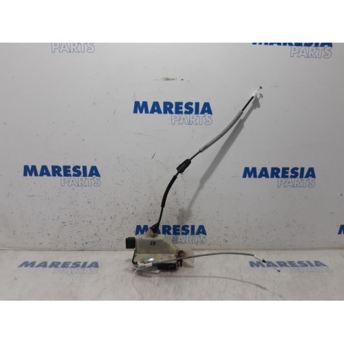 Citroen - C4 - Door lock mechanism 4-door, front left