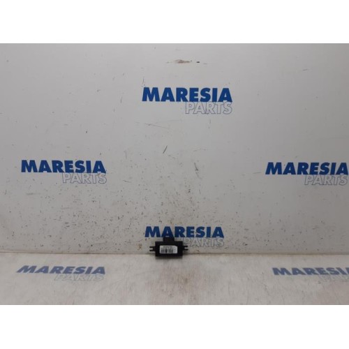 Citroen - C4 - Central door locking module